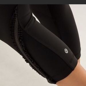 Lululemon Run Inspire Ruffled Crop